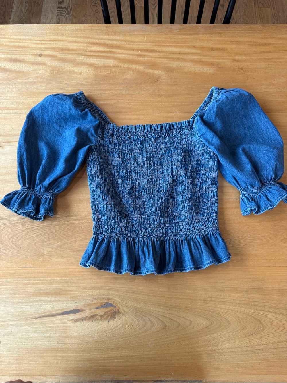 GAP Blue Smocked Puff Sleeve Peasant Top - Picture 1 of 3